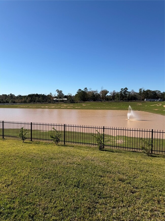 Building Photo - 15683 Honey Cv Dr