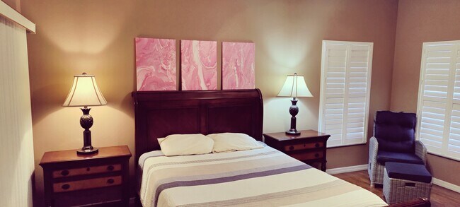 primary bedroom - 3602 Westover Cir