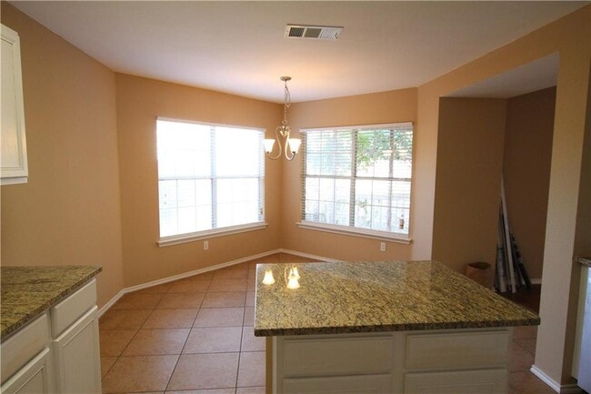 Building Photo - 207 Sunny Brook Dr
