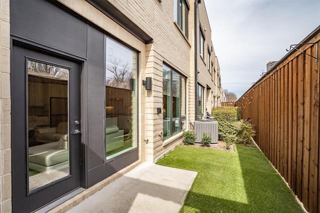 Building Photo - 3442 HERITAGE Pl