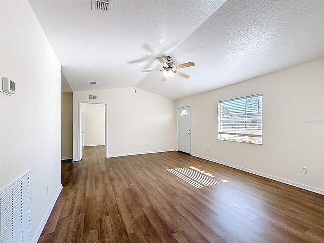 Building Photo - 7 Hemlock Loop Pass