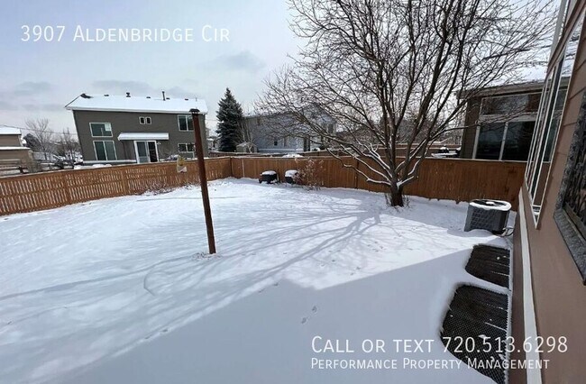 Building Photo - 3907 E Aldenbridge Cir