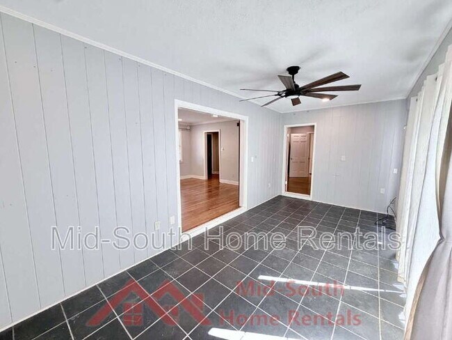 Building Photo - 4703 Crossover Ln