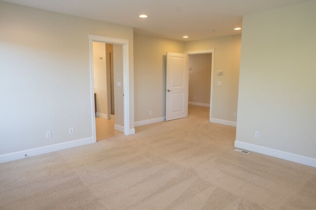 Building Photo - 4Bd/3.5Ba Seattle House