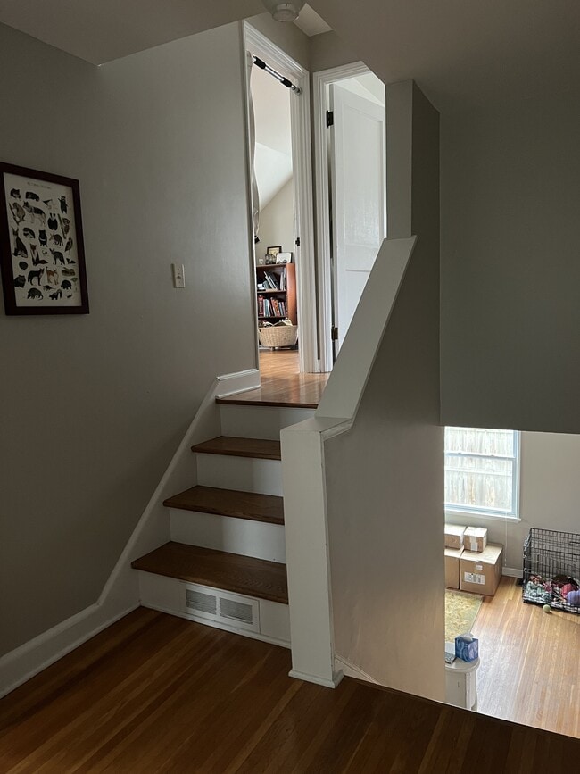 Building Photo - 131 Edgemont Rd
