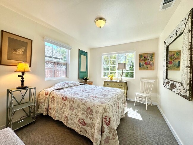 Building Photo - Available For 4+ Months!* Rare Find Furnished Saint Helena Gem, “Upper Tainter” 2 Bedrooms, 2 Bat...