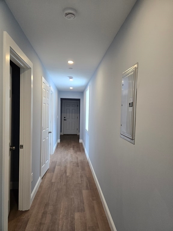 Building Photo - 715 River St