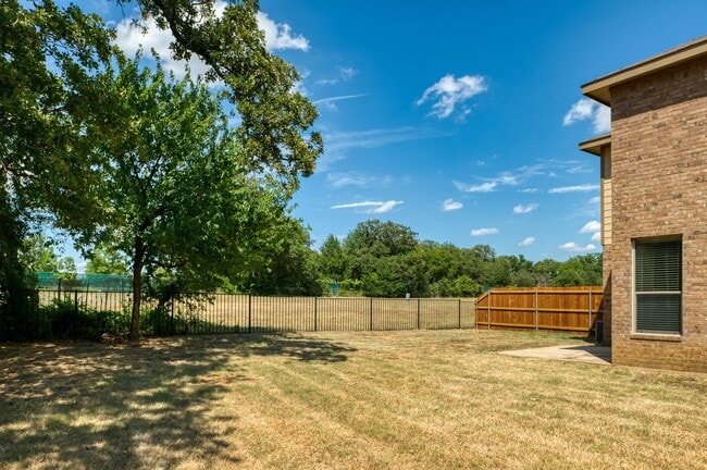 Building Photo - 1430 Piedmont Dr