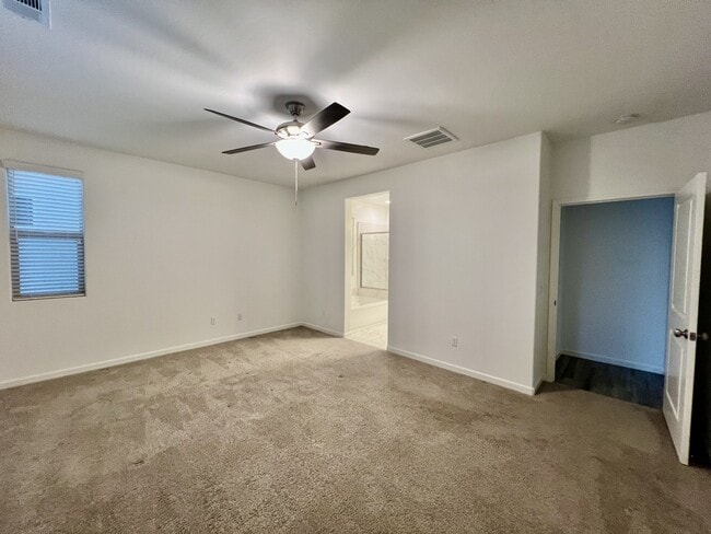 Building Photo - 14405 Barbon Beck Ave