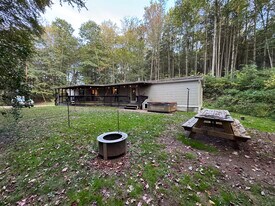 Building Photo - 889 Caldwell Rd