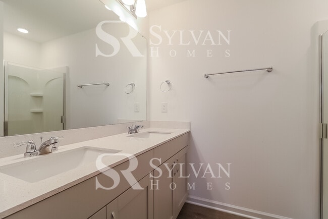 Building Photo - Coming HOME never felt so good!