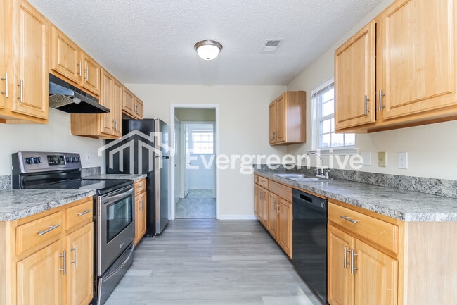 Building Photo - 236 Stagone Ln