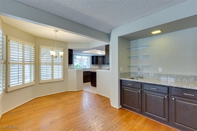 Building Photo - 292 Kershner Ct