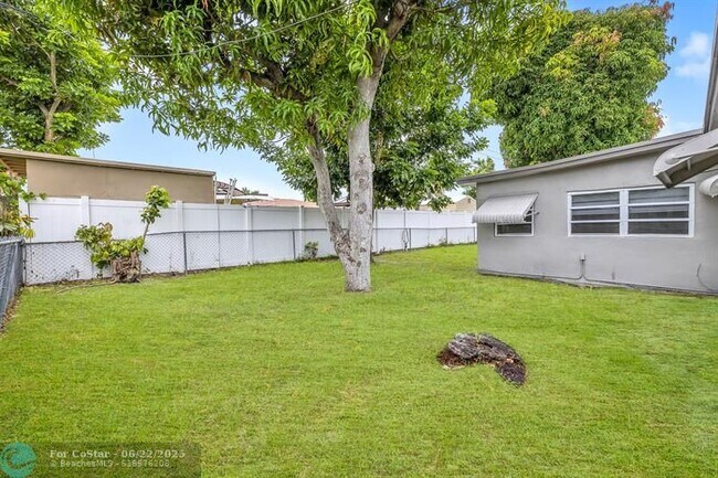 Building Photo - 1351 NW 54th Ave