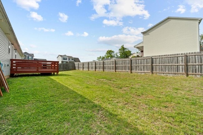 Building Photo - 212 Emerson Dr