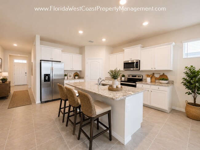 Building Photo - COOL COASTAL 4 BED/2 BATH HOME! PALISADES LAKEWOOD RANCH! COMMUNITY POOL/FITNESS ROOM!