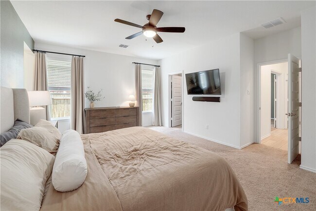 Building Photo - 4648 Padula Dr
