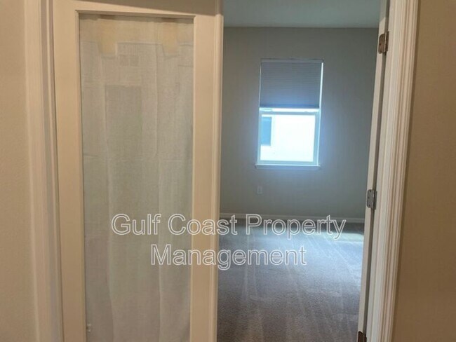 Building Photo - 2207 Midnight Pearl Dr