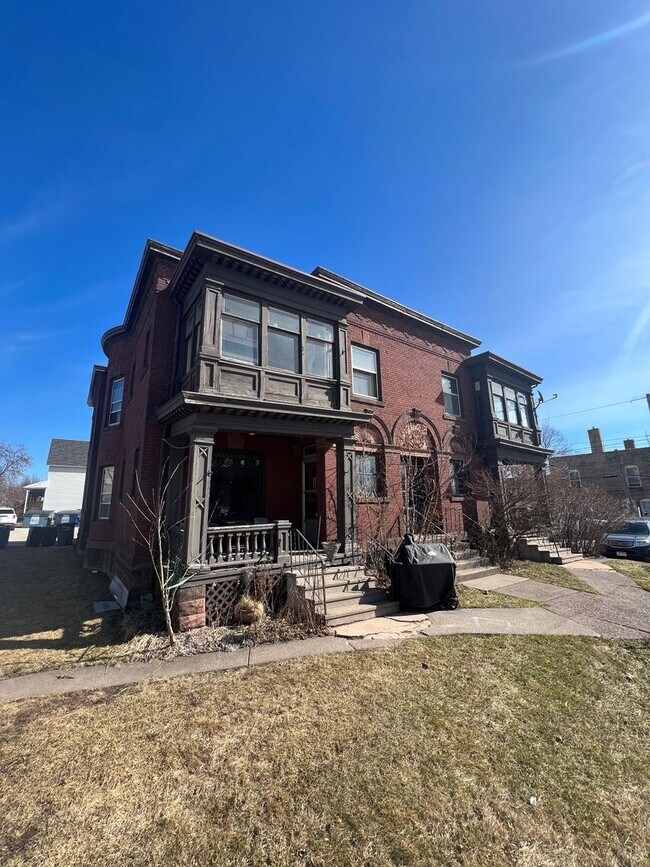 Primary Photo - AVAILABLE AUGUST - 2 Bedroom 1 Bath Lower ...