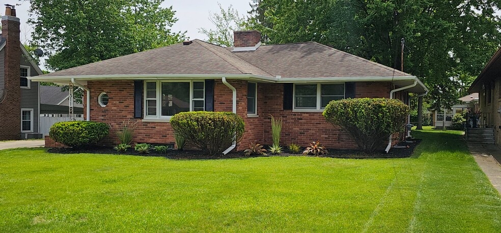 Building Photo - 1311 W Morrell St