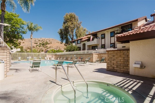 Building Photo - 18168 W Sundowner Way