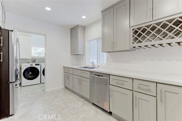 Building Photo - 3585 El Lado Dr