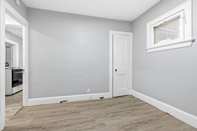 Building Photo - 11617 Forest Ave
