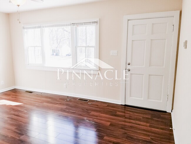 Living Room - 164 Thomas Rd