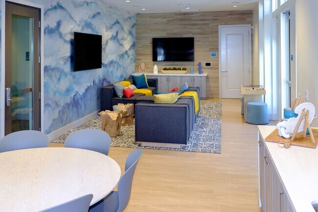 Building Photo - Delightful 3/2.5 condo in Rancho Cucamonga...