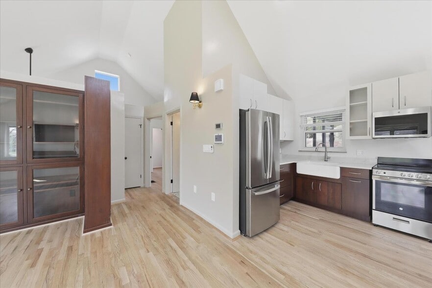 Building Photo - 7248 Rita Ln