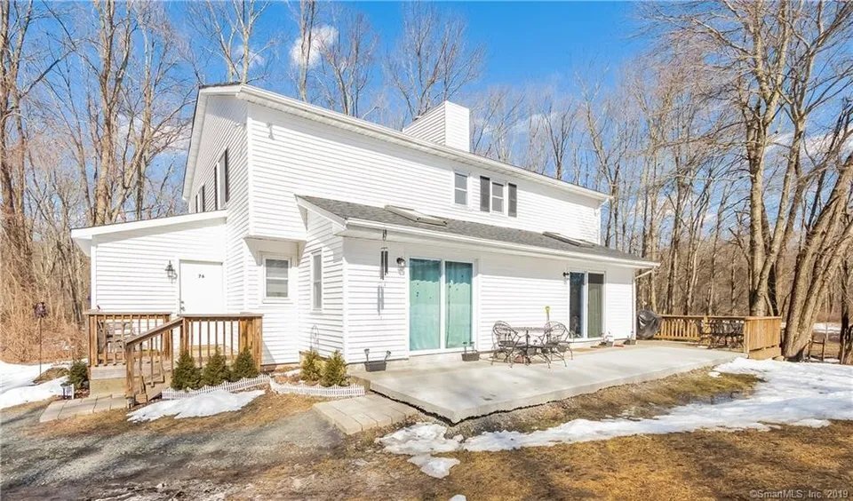 Building Photo - 76 Tamarack Rd