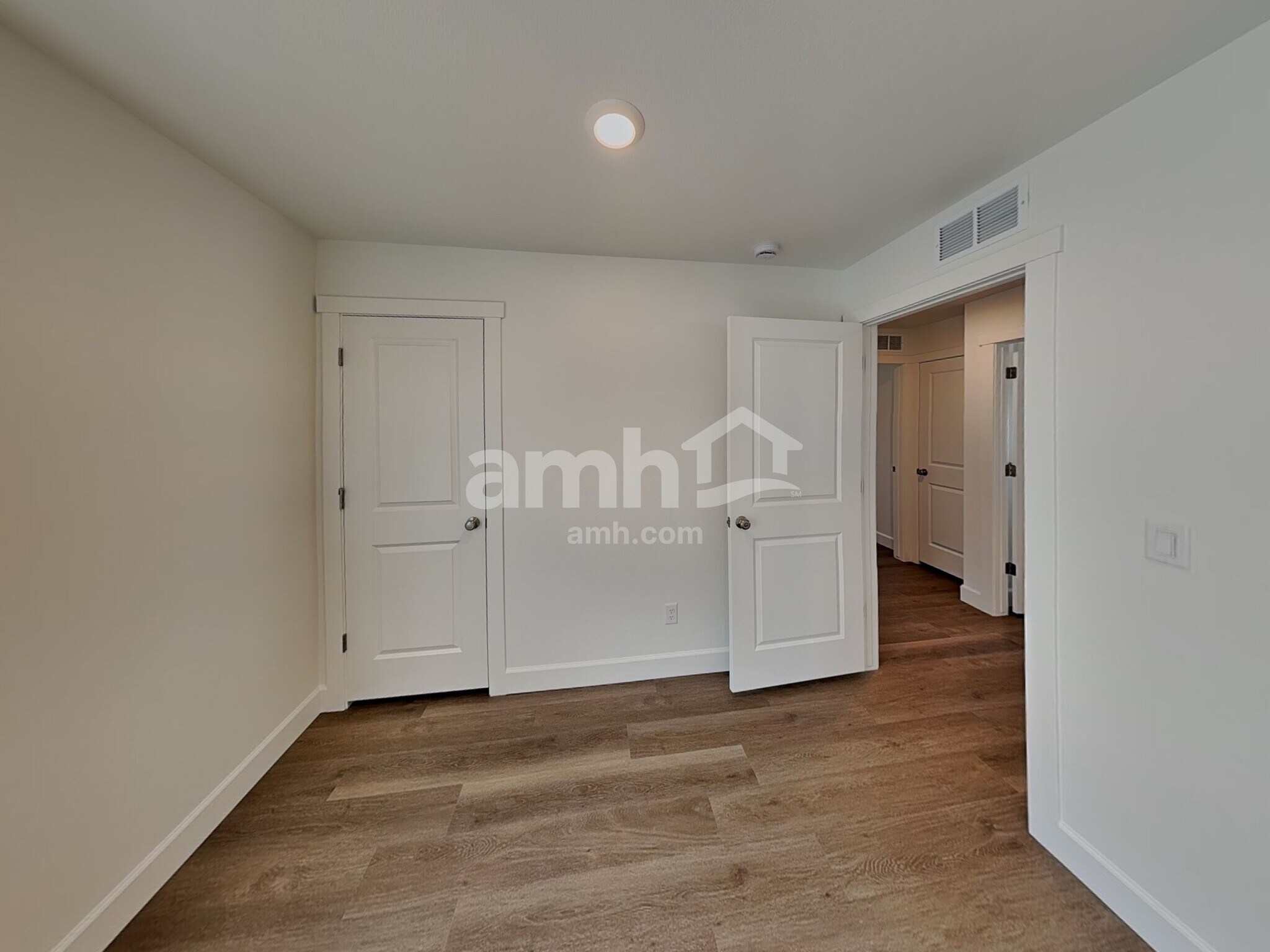 Building Photo - 10071 Potomac St