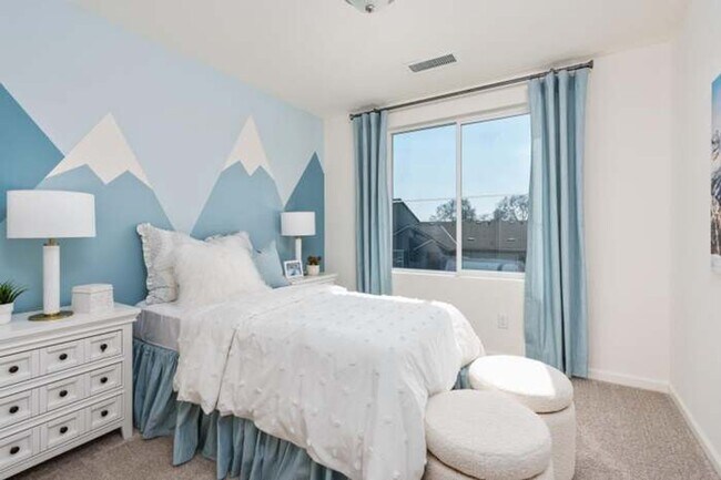 Building Photo - BRAND NEW 3/2.5 WIlson Home near Clovis South