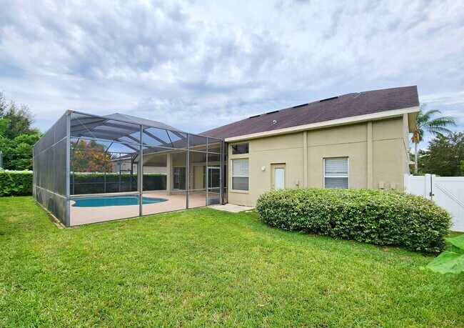 Building Photo - 2408 Tea Olive Terrace