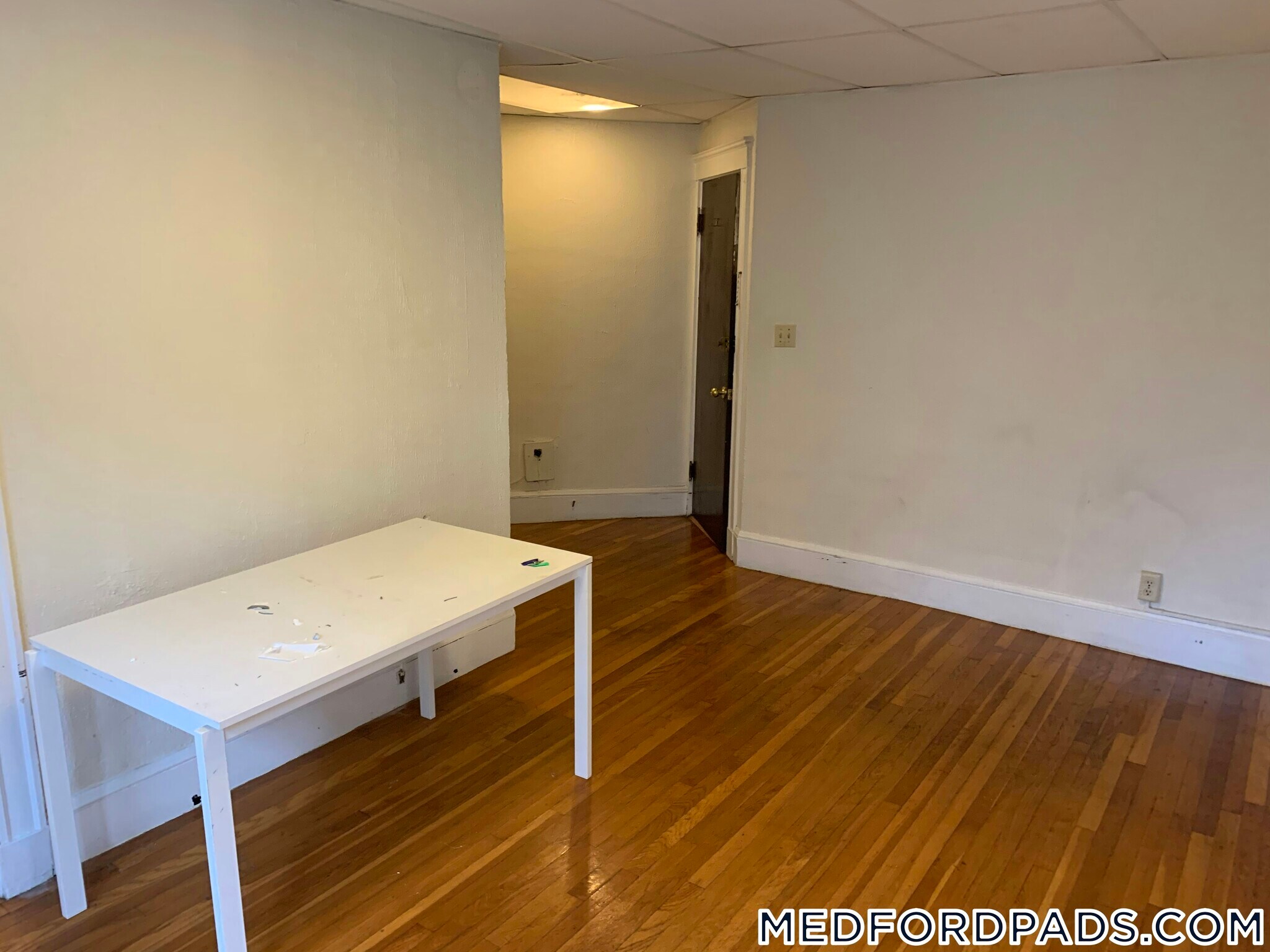 Building Photo - 53 Fellsway W