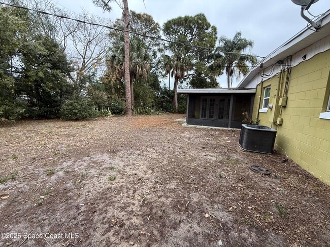 Building Photo - 1218 Willow Ln