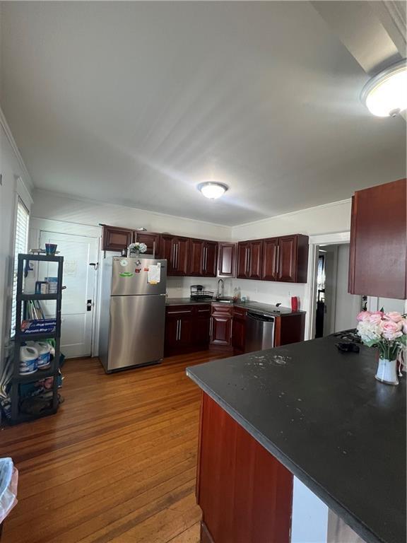 Building Photo - 28 Thurston Ave