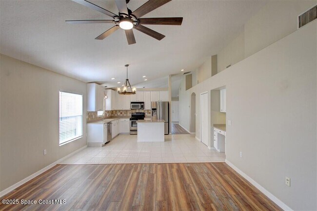 Building Photo - 4141 Chardonnay Dr
