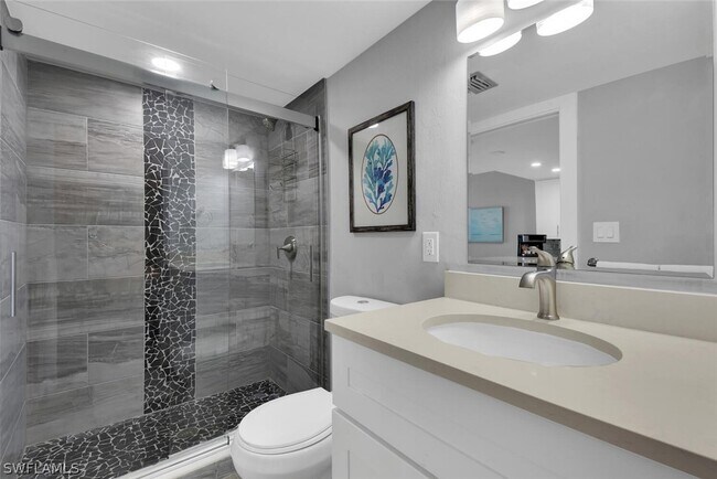 Building Photo - 890 S Collier Blvd