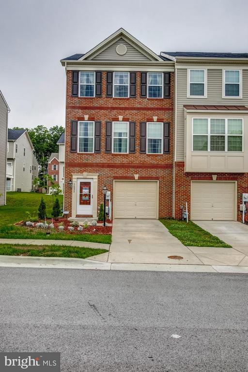 Building Photo - 7532 Briargrove Lane