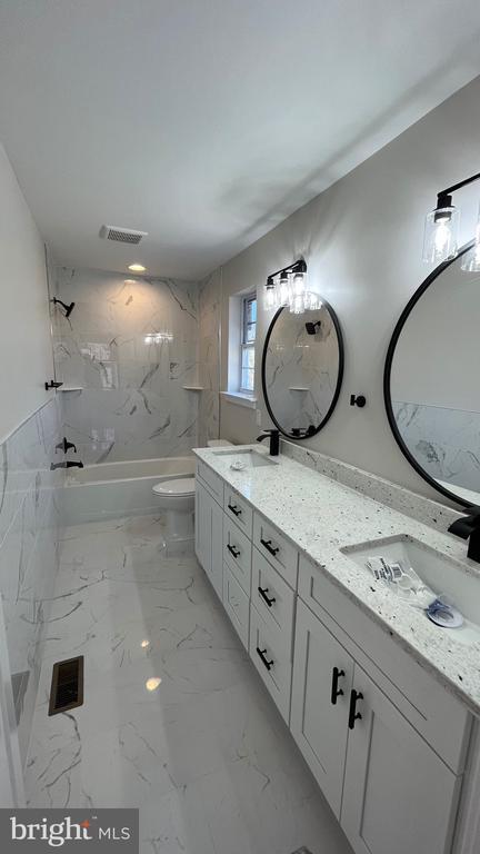 Building Photo - 116 Isabella Dr