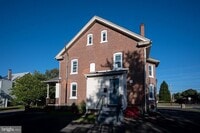 Building Photo - 14 Market St