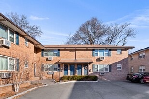 Building Photo - 139 Royal