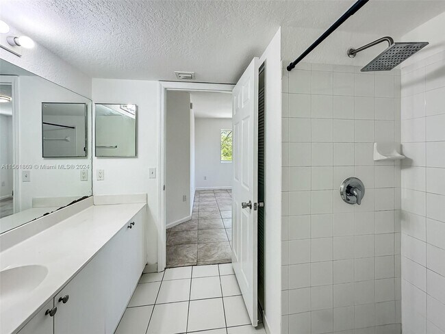 Building Photo - 15430 SW 284th St
