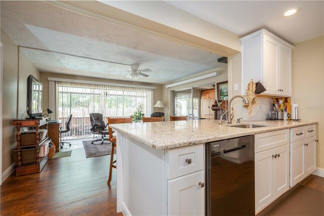 Building Photo - 11438 126th Terrace