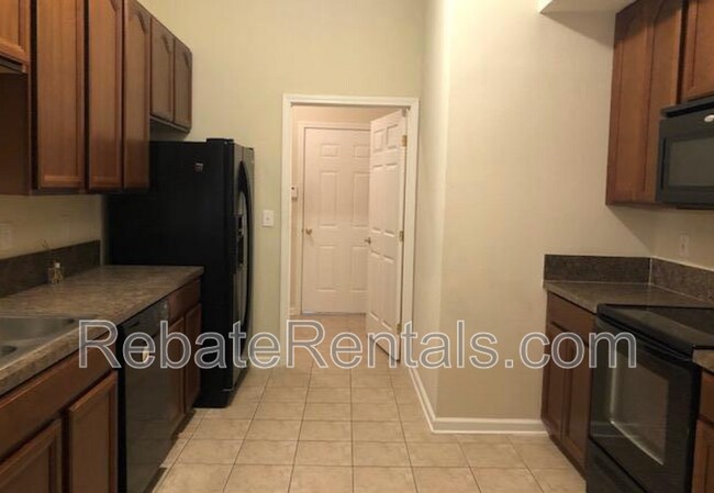 Building Photo - 7032 Deer Lodge Cir
