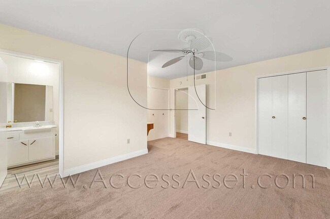 Building Photo - Gorgeous 3 Bed/2 Bath Home In Menifee Civic 55+ Community!