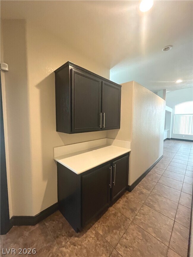 Building Photo - 1667 Tangerine Rose Dr