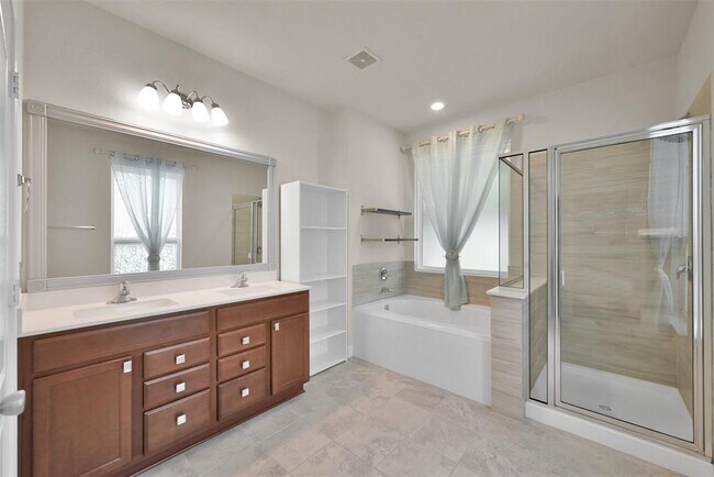 Building Photo - 3929 Eagle Nest Lake Ln