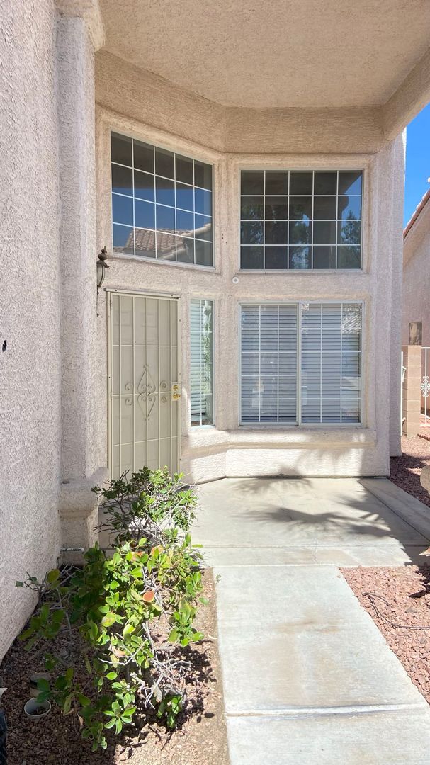 Building Photo - 3741 Tranquil Canyon Ct